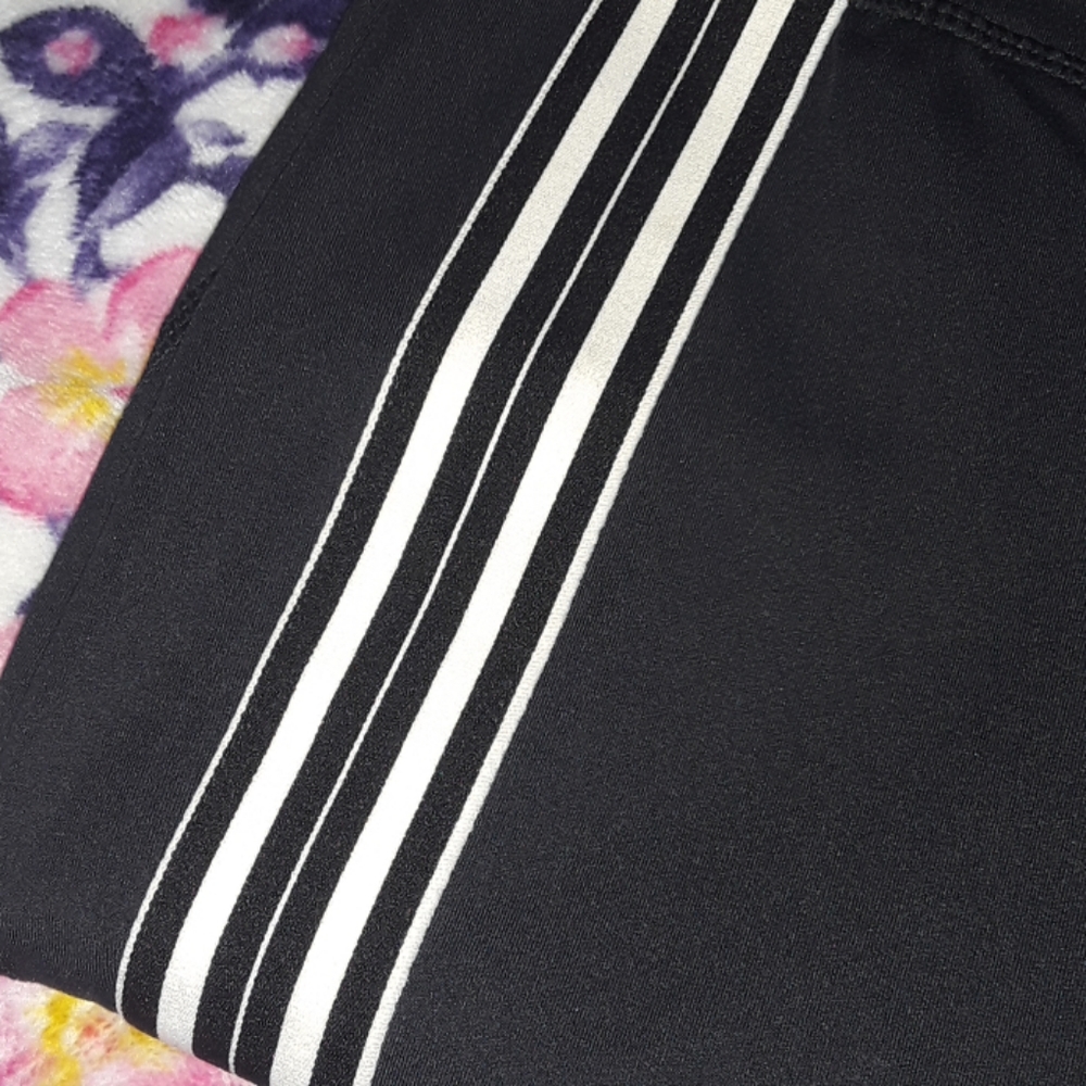 Leggings - Picture 2 of 3